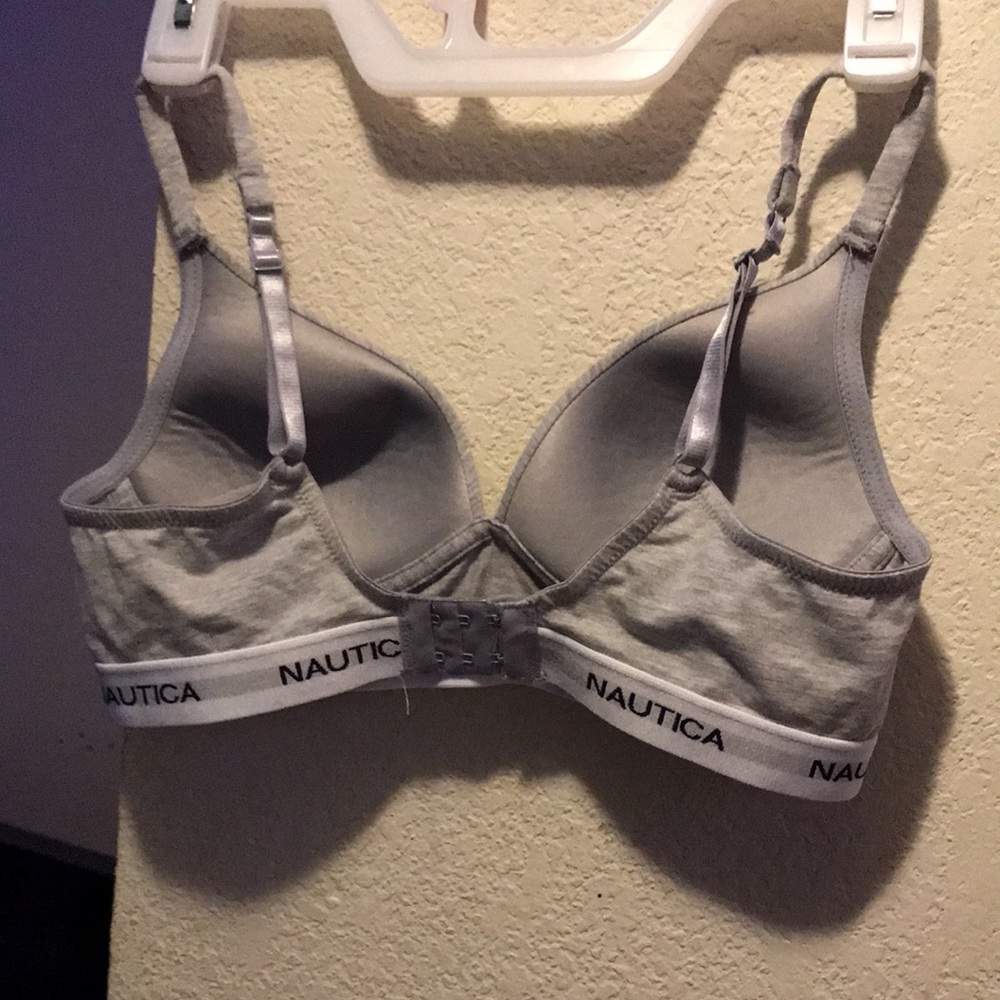 Bras - Picture 2 of 2